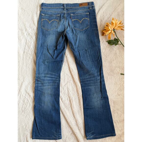 Levi's Demi Curve Lowrise Bootcut Skinny Size 11/30 - Picture 3 of 5